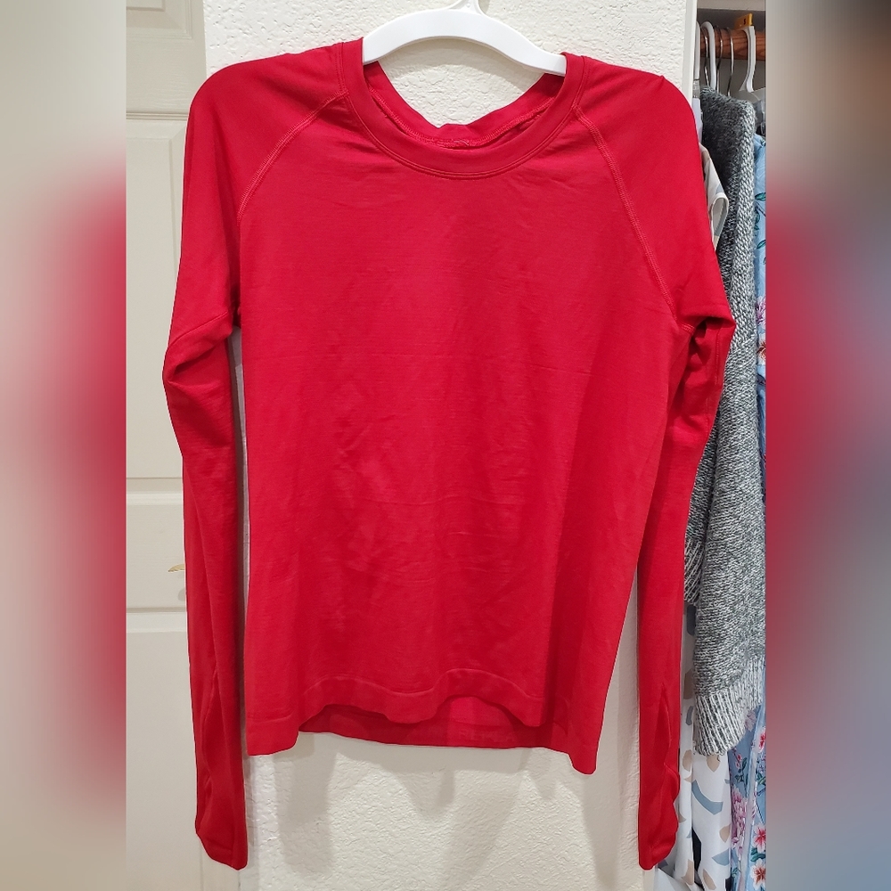 Lululemon Swiftly Tech 2.0 Long Sleeve Race Length Size 8 Color Dark Red